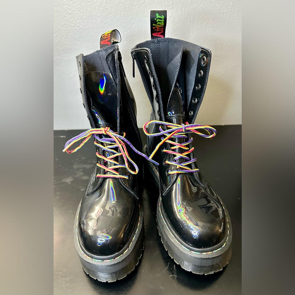 Doc Marten Womens Hi Rainbow Lace Up Patent Platform Combat Boots Black Size 8.5